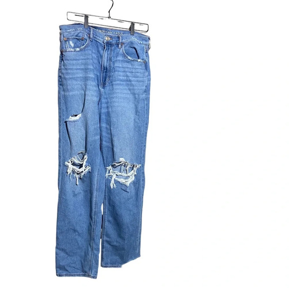 American Eagle‎ Distressed Baggy Jean Size 12 - Picture 3 of 8